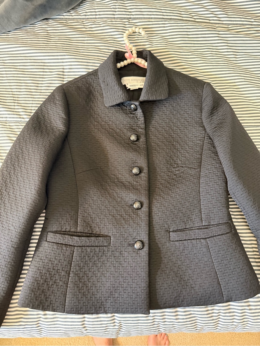 Women's BlackTailored Button-Front Jacket - Picture 2 of 5